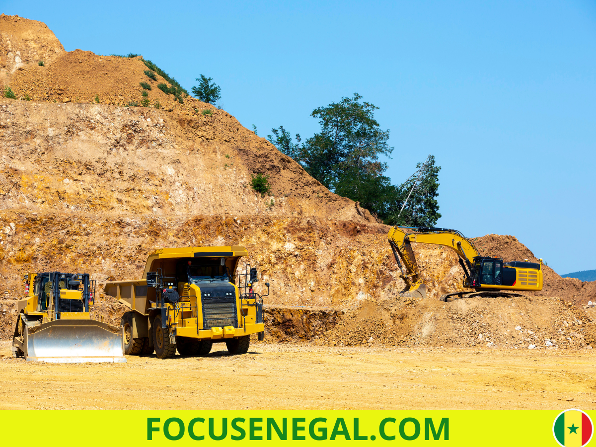 ressources minérales du Sénégal : fer, or et phosphate.